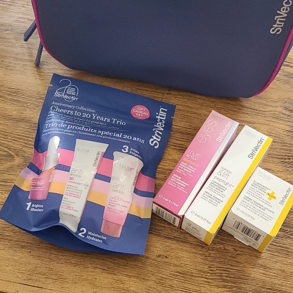 Strivectin Samples/Travel set w/ Case. NEW